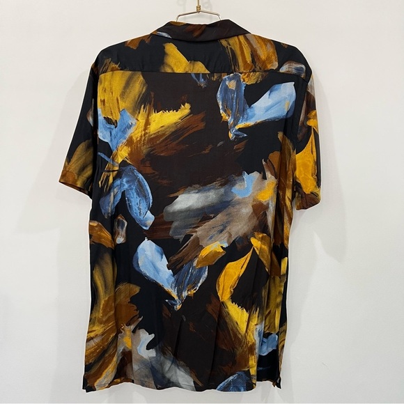 Express Multicolor Abstract Button-Up Shirt Size Medium Rayon Short Sleeve Brown - Picture 3 of 5